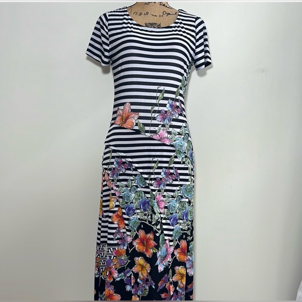 Striped Floral Maxi Dress - Picture 1 of 8